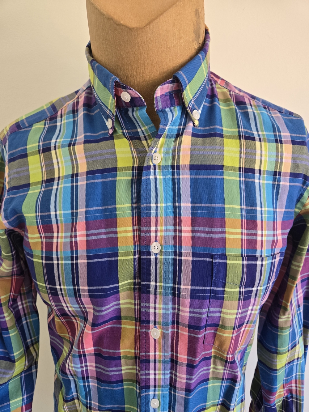 EDEN PARK Paris Button-Down Shirt in Blue, Green & Pink